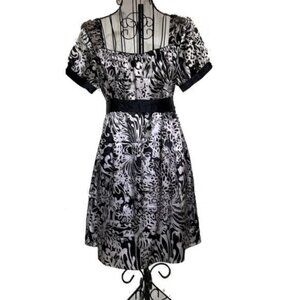 Guess Jeans | Juniors Black/White Print Dr…